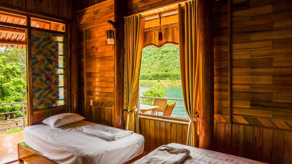 Phong Nha River House Buitenkant foto